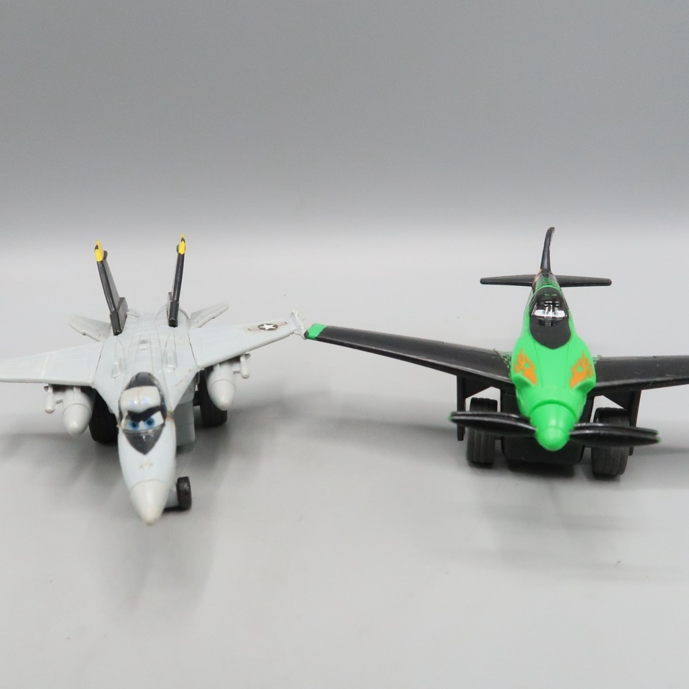 Disney Planes Bravo & Ripslinger Jet Figures Movie Toy lot